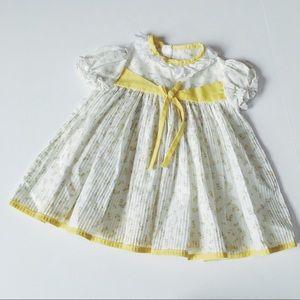 Vintage floral pleated baby girl dress 💞
